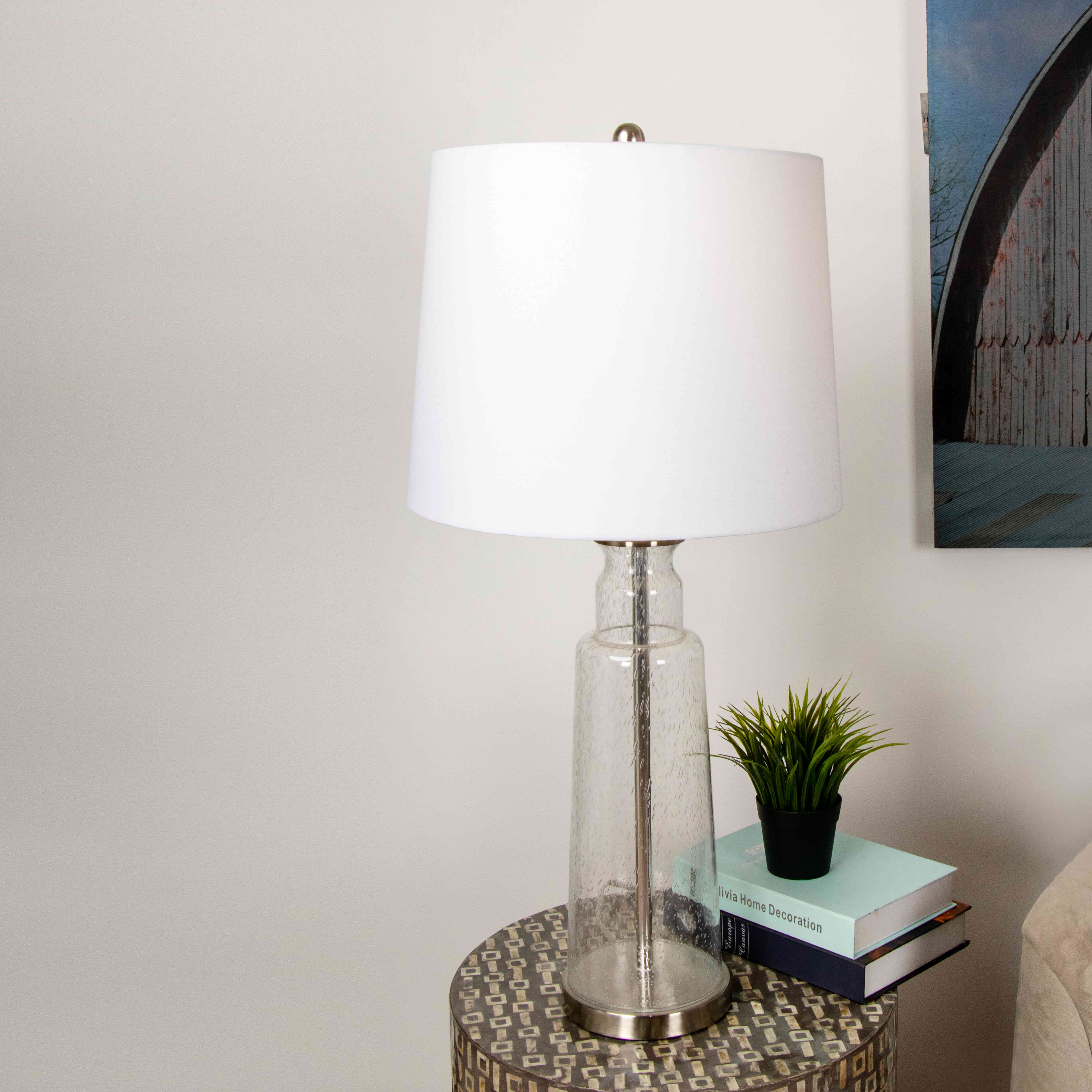 L313849 CLEAR SEEDED GLASS TABLE LAMP