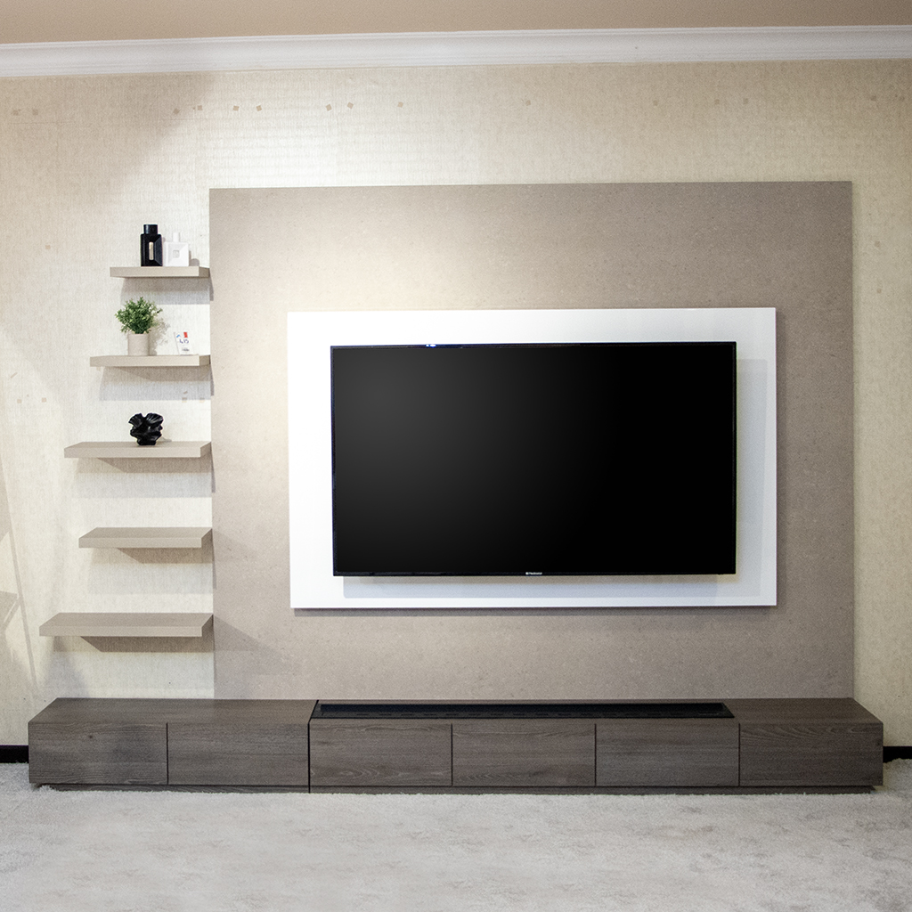 TV UNIT 2408 W3000XH2200XD450 WHITE GLOSSY+FRESNO ROSARIO+GRAVITY ARENA MOVA