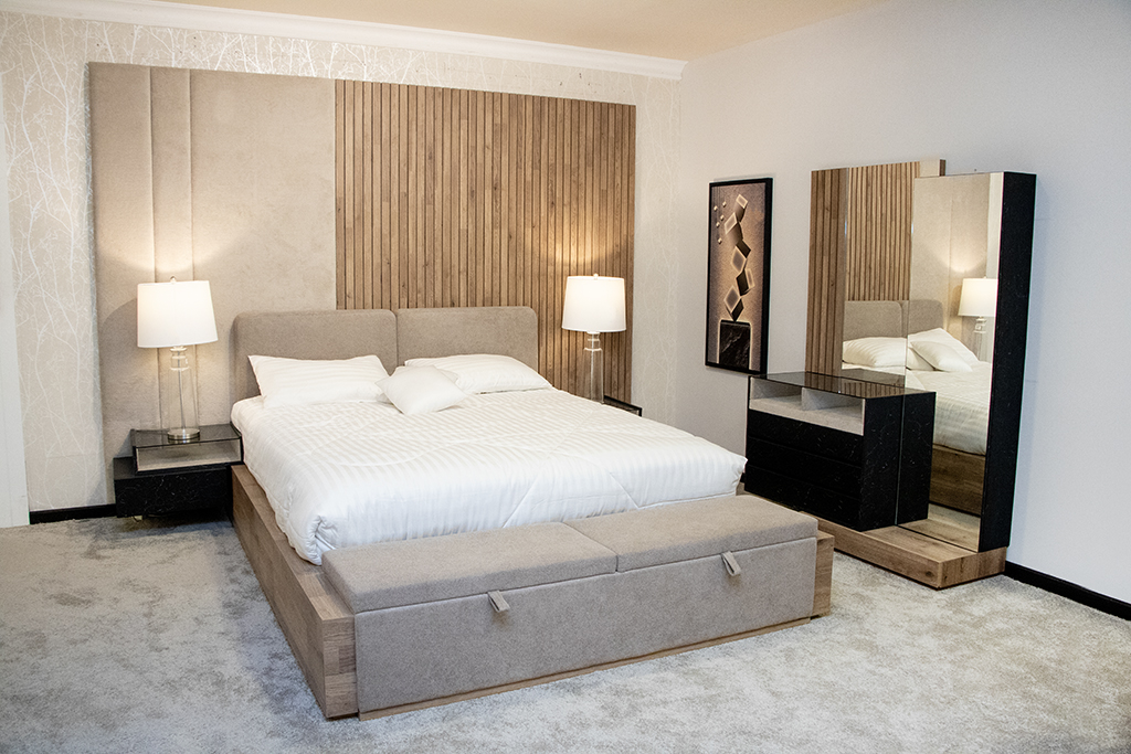 BED 2260 W1800XL200XH2350 NAVIA BROWN BLUES+MARMOL ZEUS WITH BACK PANNE & WITHOUT METTRESS